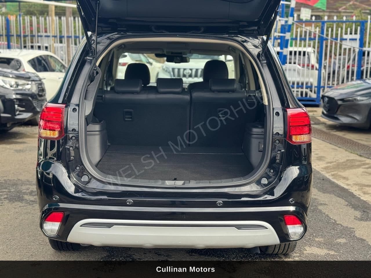 2019 Mitsubishi Outlander for Sale Kenya KSh 3.3M photo 10
