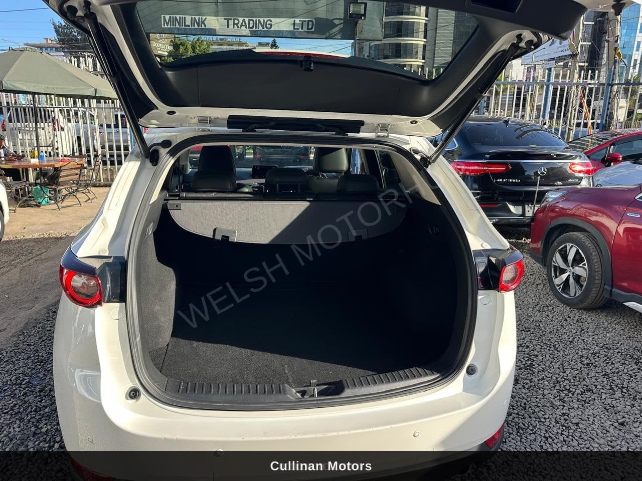 2020 Mazda CX-5 XD-L for Sale Kenya KSh 3.7M photo 4