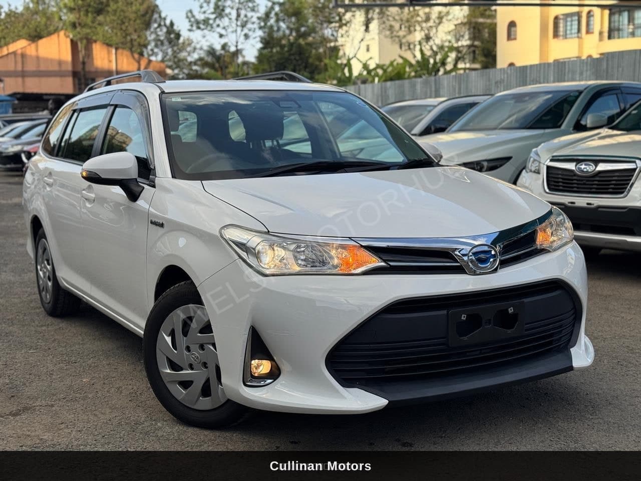 Toyota Fielder ( Hybrid )