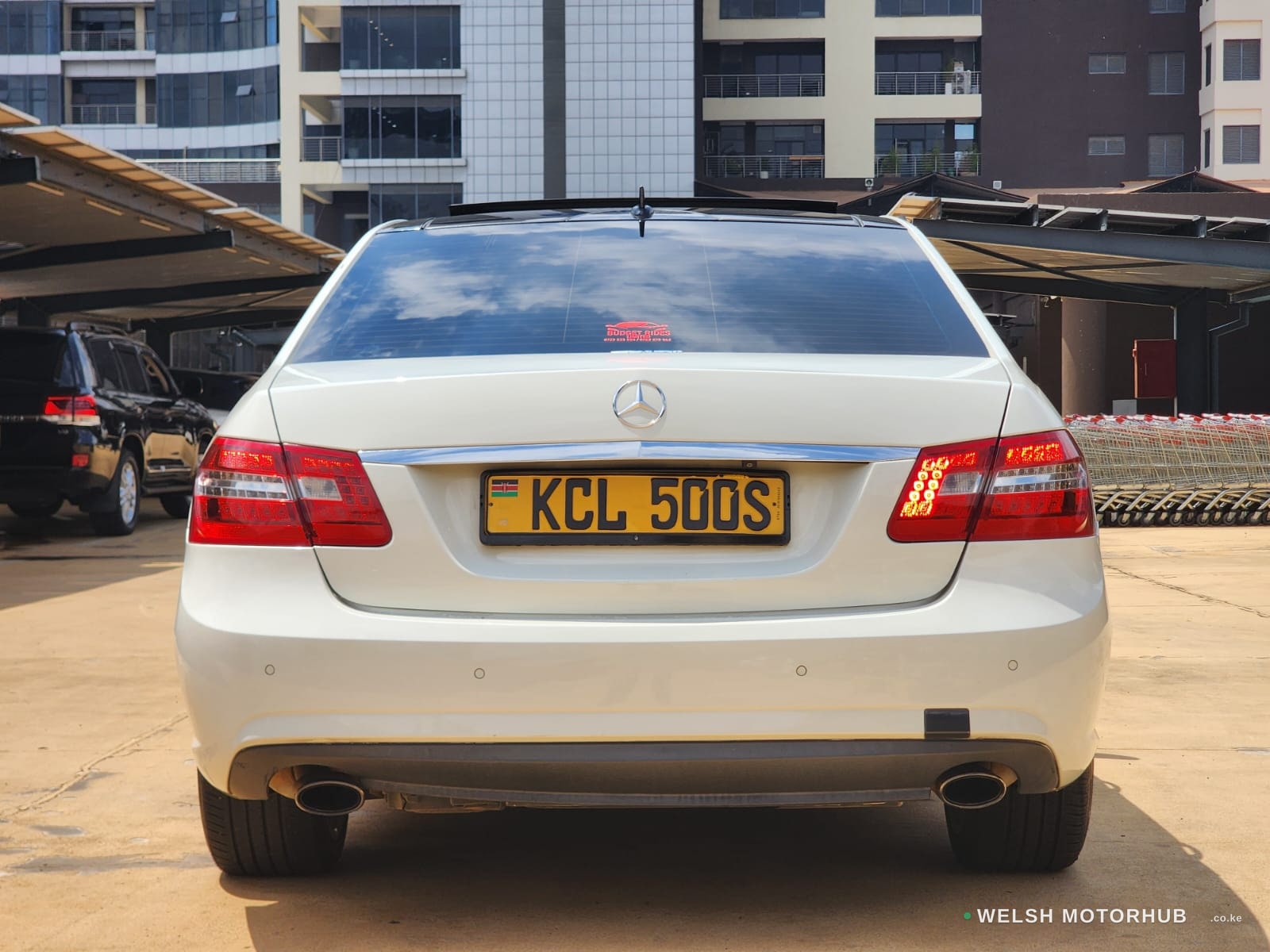2010 Mercedes-Benz E250 image 5