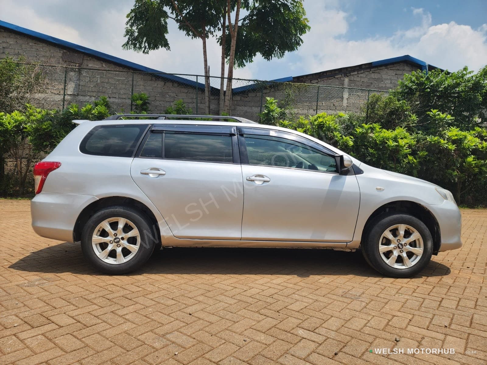 2011 Toyota Fielder for Sale Kenya KSh 1.1M thumbnail 6