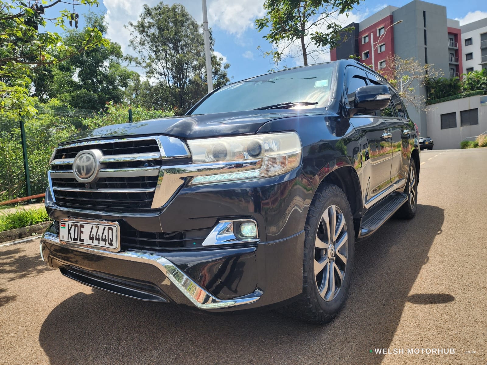 2016 Toyota Land Cruiser 200 ZX image 4
