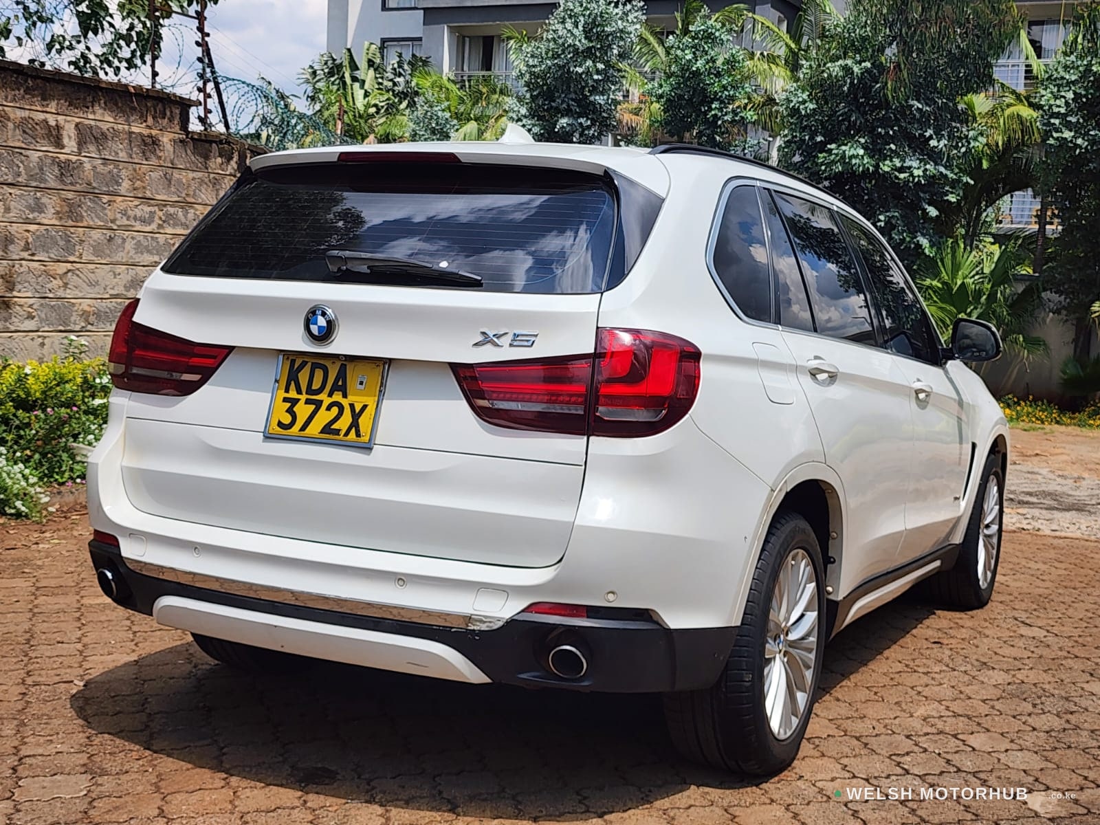 2017 BMW X5 image 2