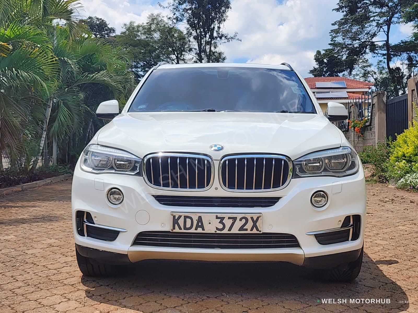 2017 BMW X5 for Sale Kenya KSh 3.5M thumbnail 3