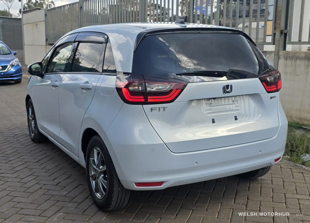2020 Honda Fit Hybrid image 4