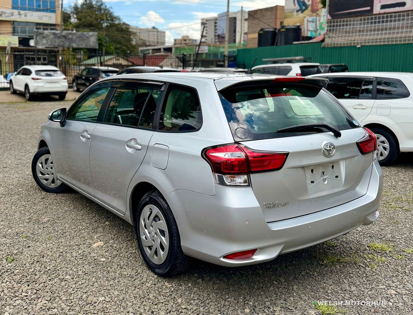 2019 Toyota Fielder image 3