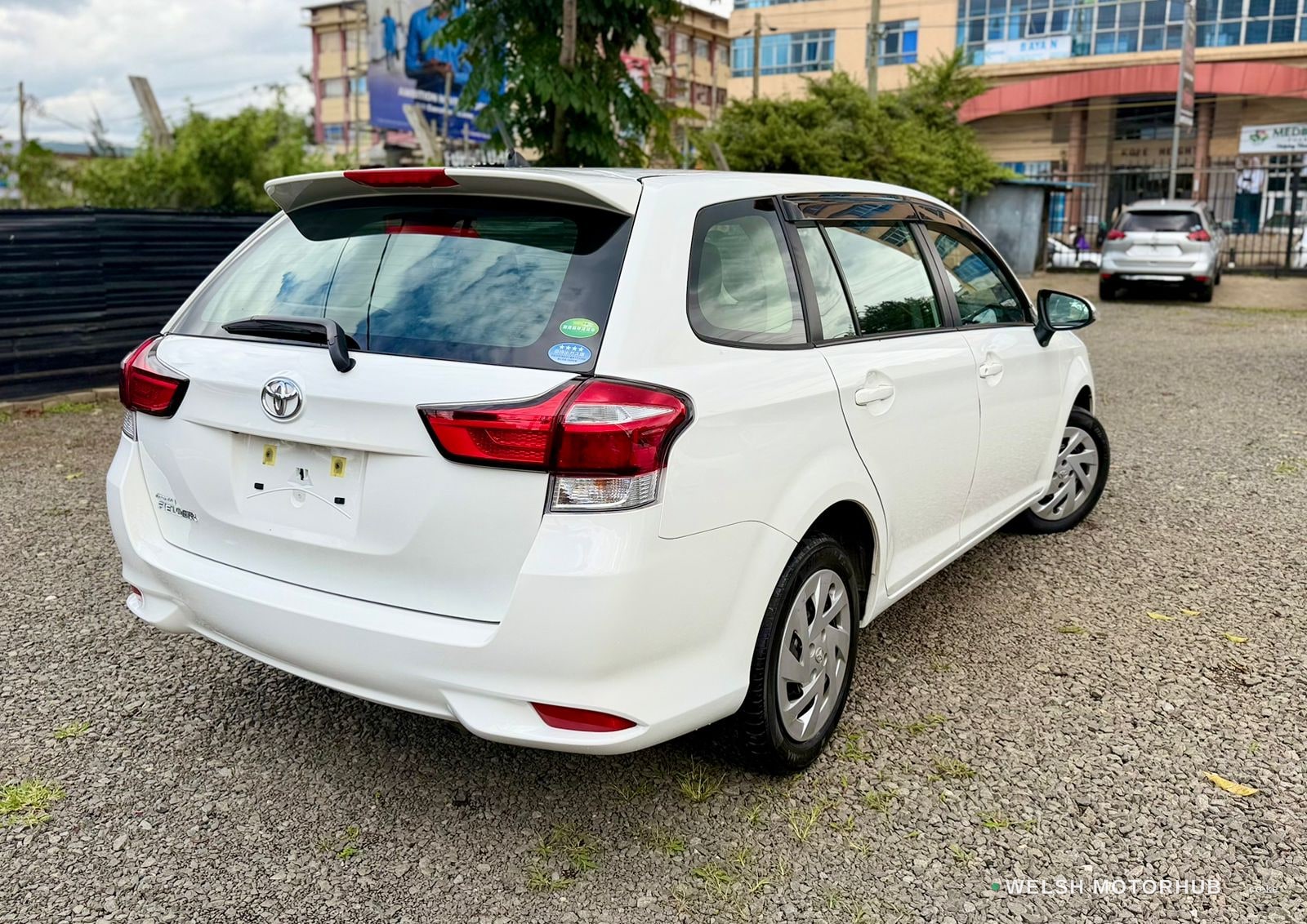 2020 Toyota Fielder image 3