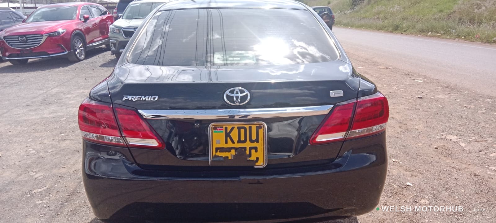 2013 Toyota Premio image 5