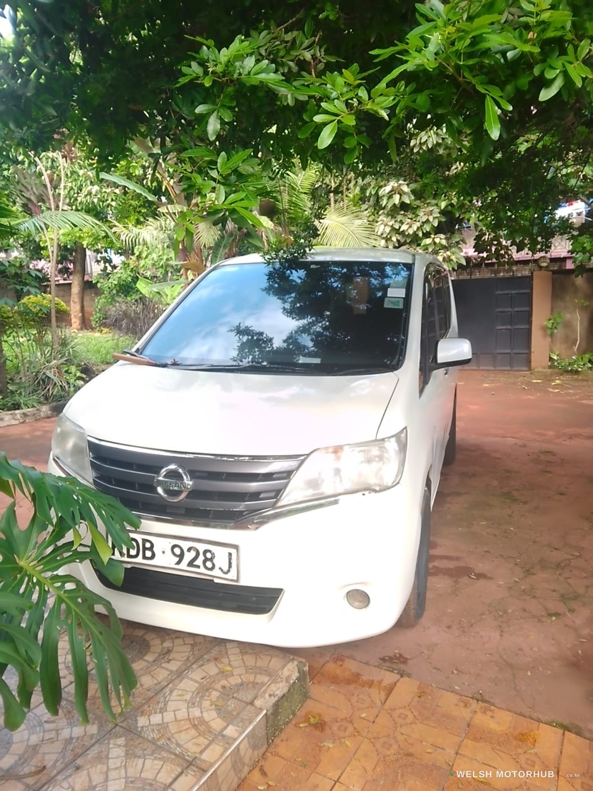 2013 Nissan Serena C26 image 4