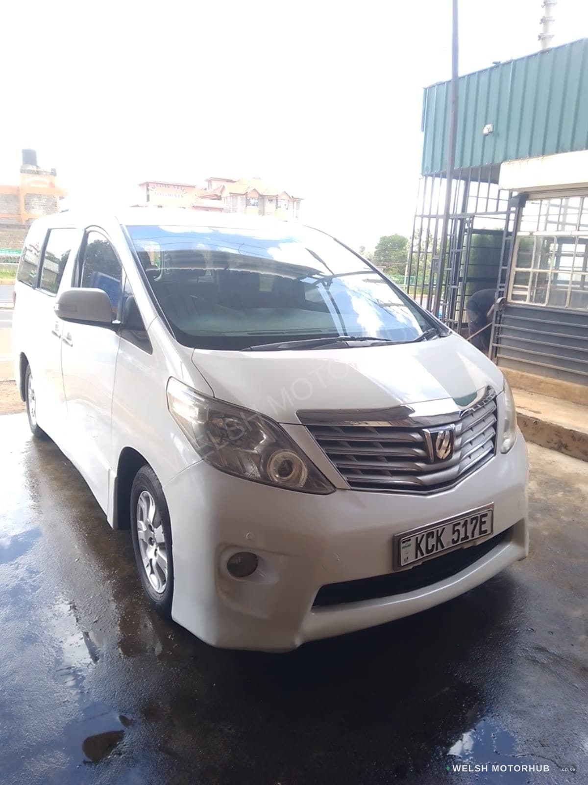 2010 Toyota Alphard for Sale Kenya KSh 1.3M photo 6