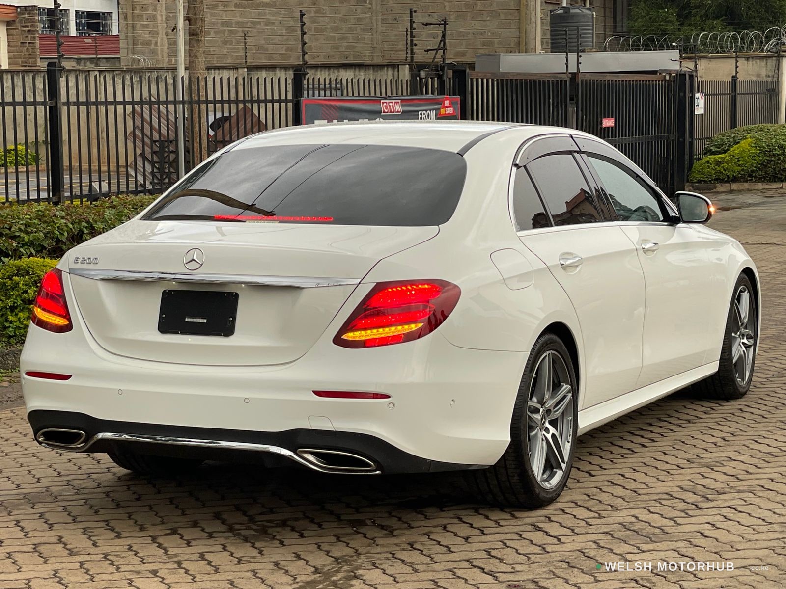 2019 Mercedes-Benz E200 image 5
