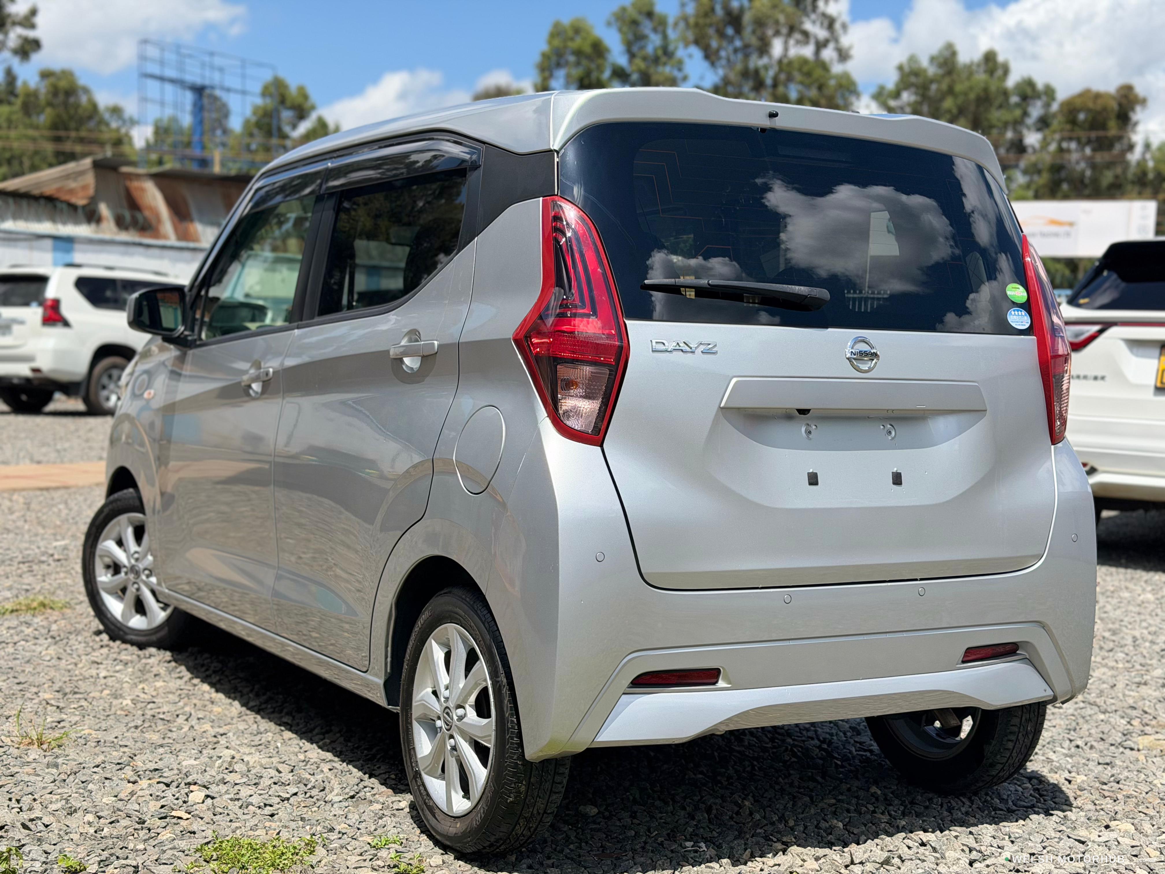 2019 Nissan Dayz image 4