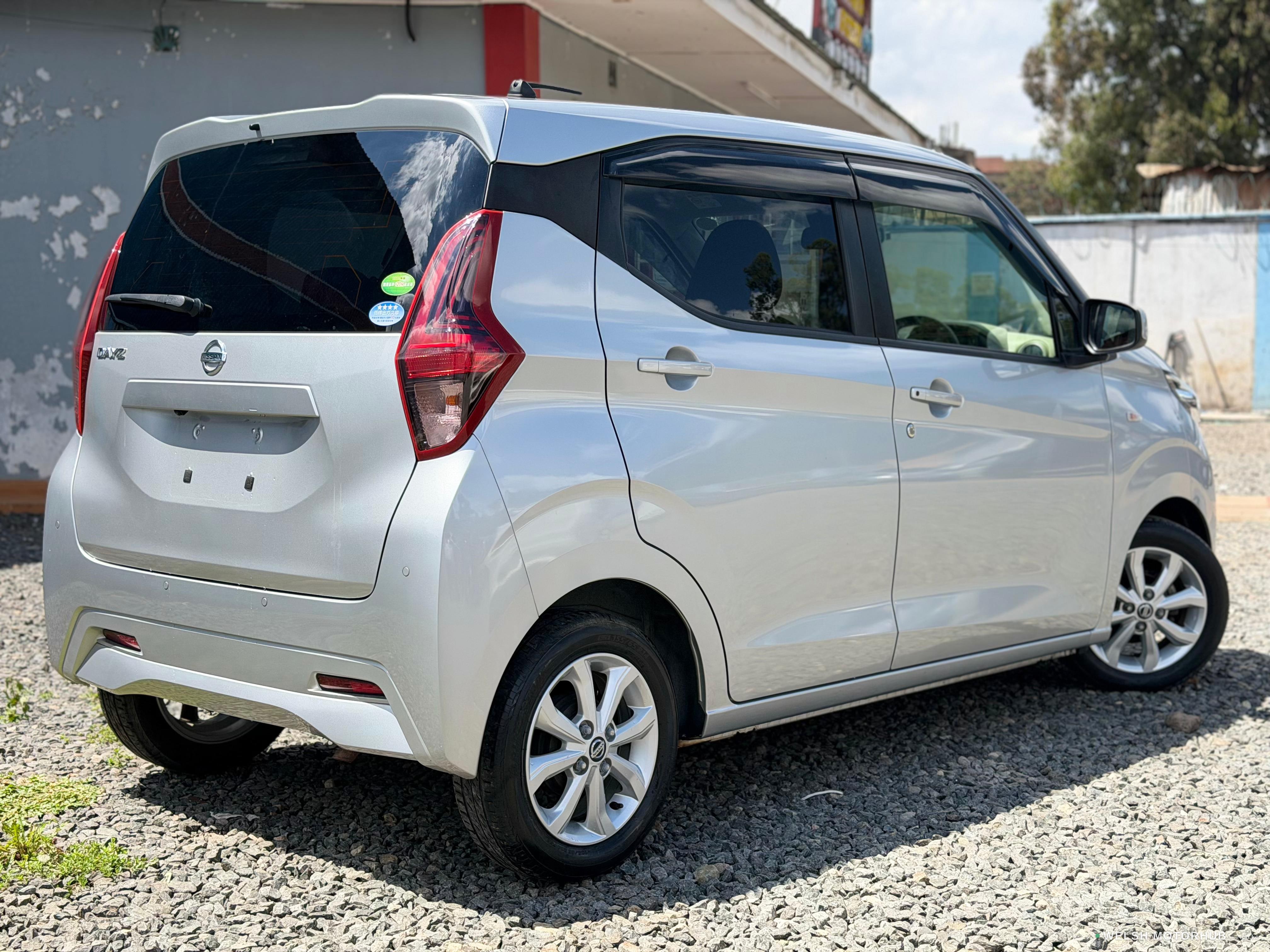 2019 Nissan Dayz image 2