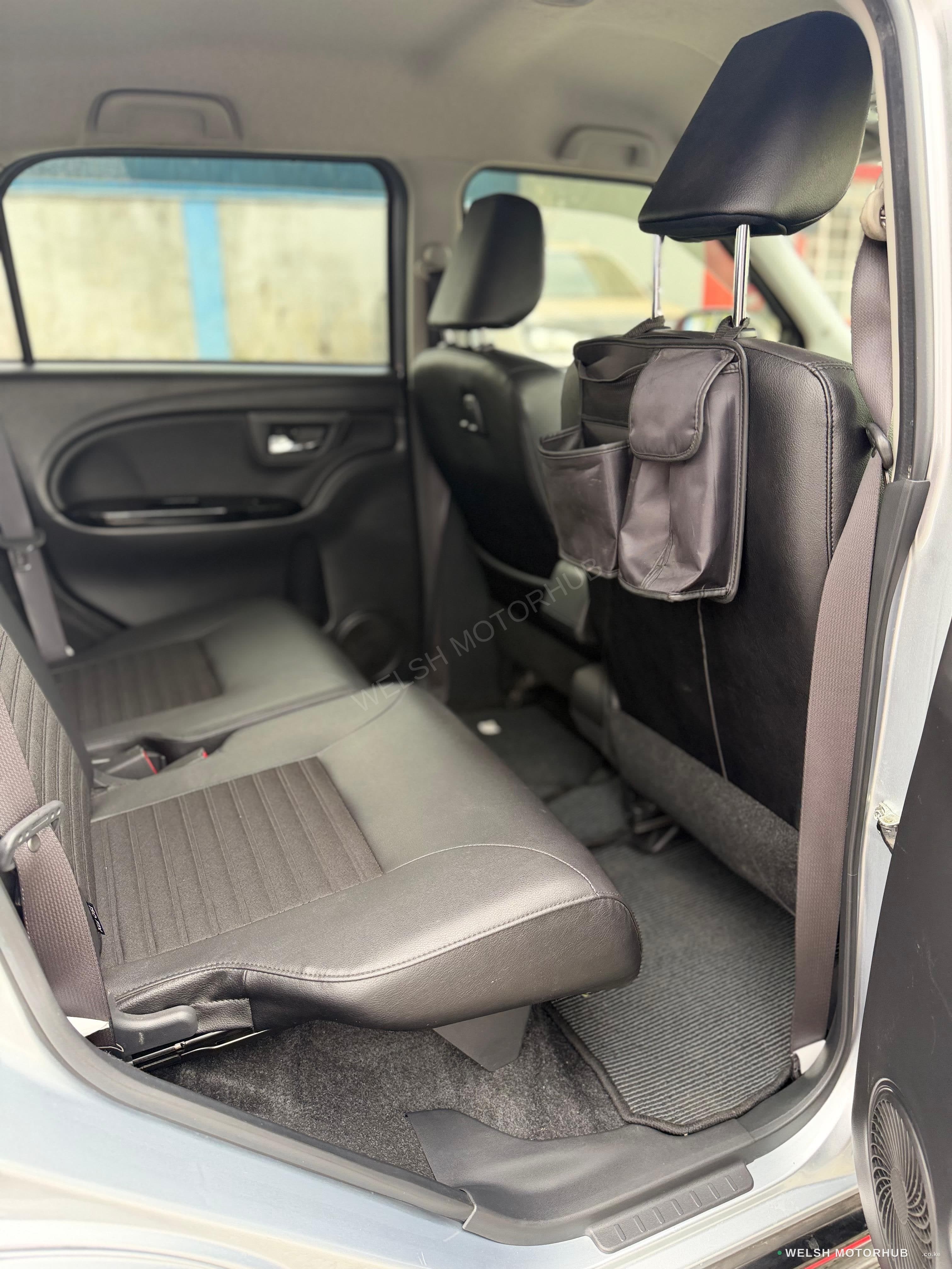 2020 Daihatsu Cast Sports for Sale Kenya KSh 950K photo 13