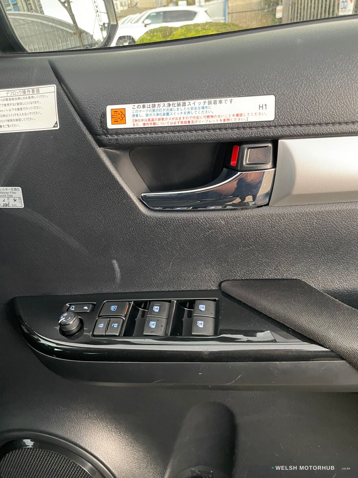 2019 Toyota Hilux image 5