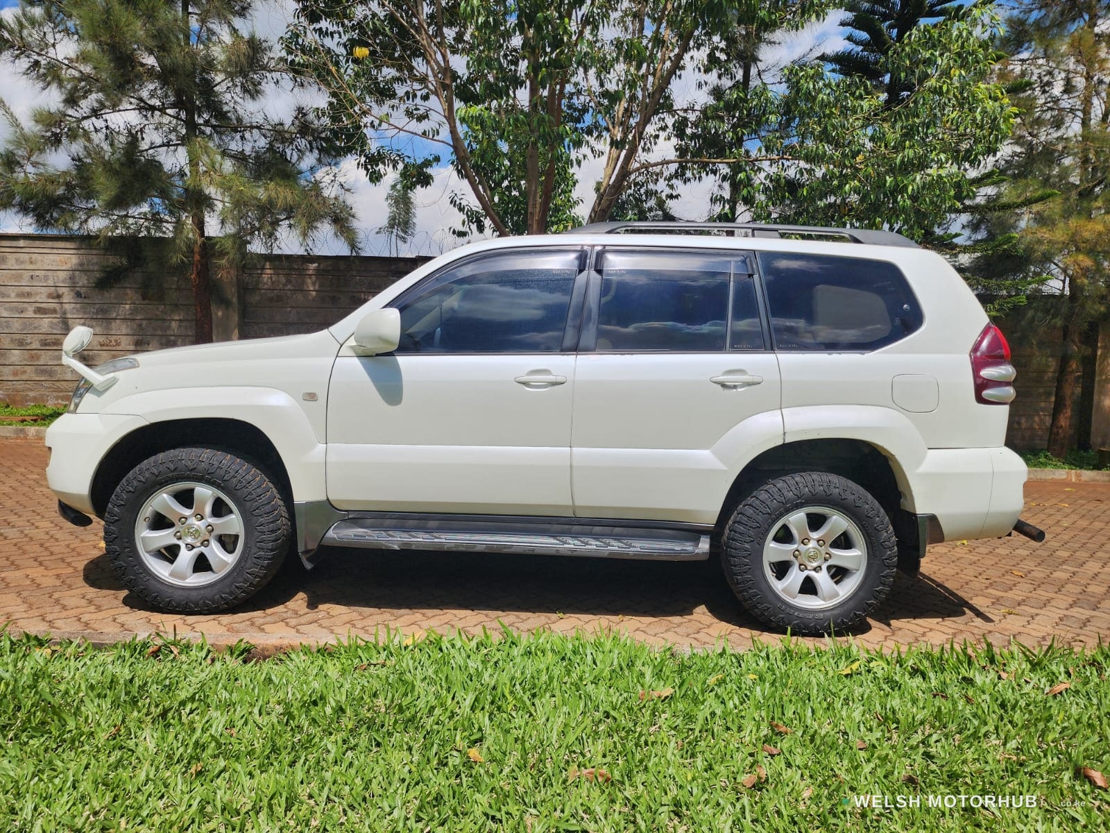 2004 Toyota Prado J120 image 5