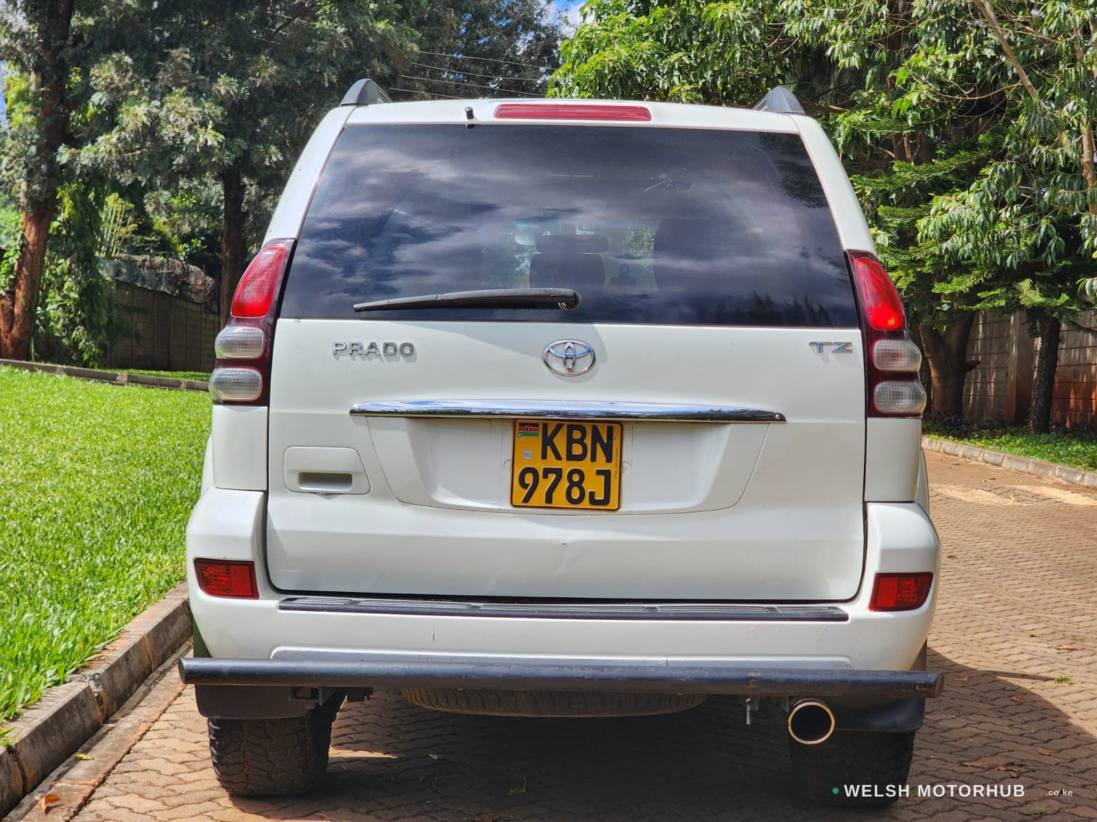 2004 Toyota Prado J120 image 4