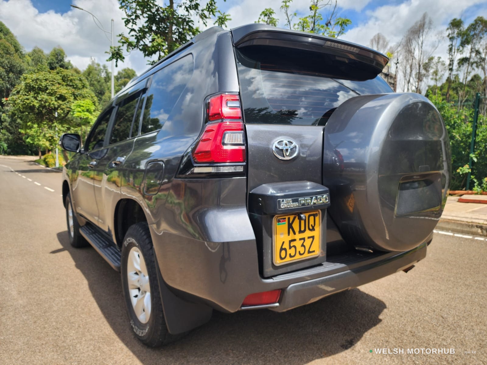 2009 Toyota Prado J150 image 5