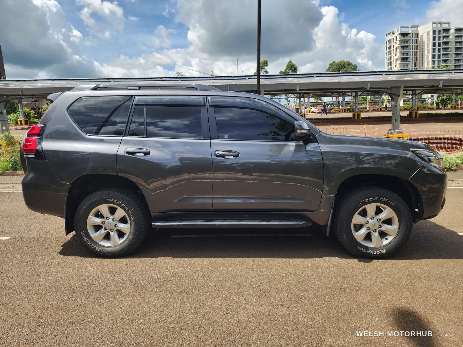 2009 Toyota Prado J150 image 4