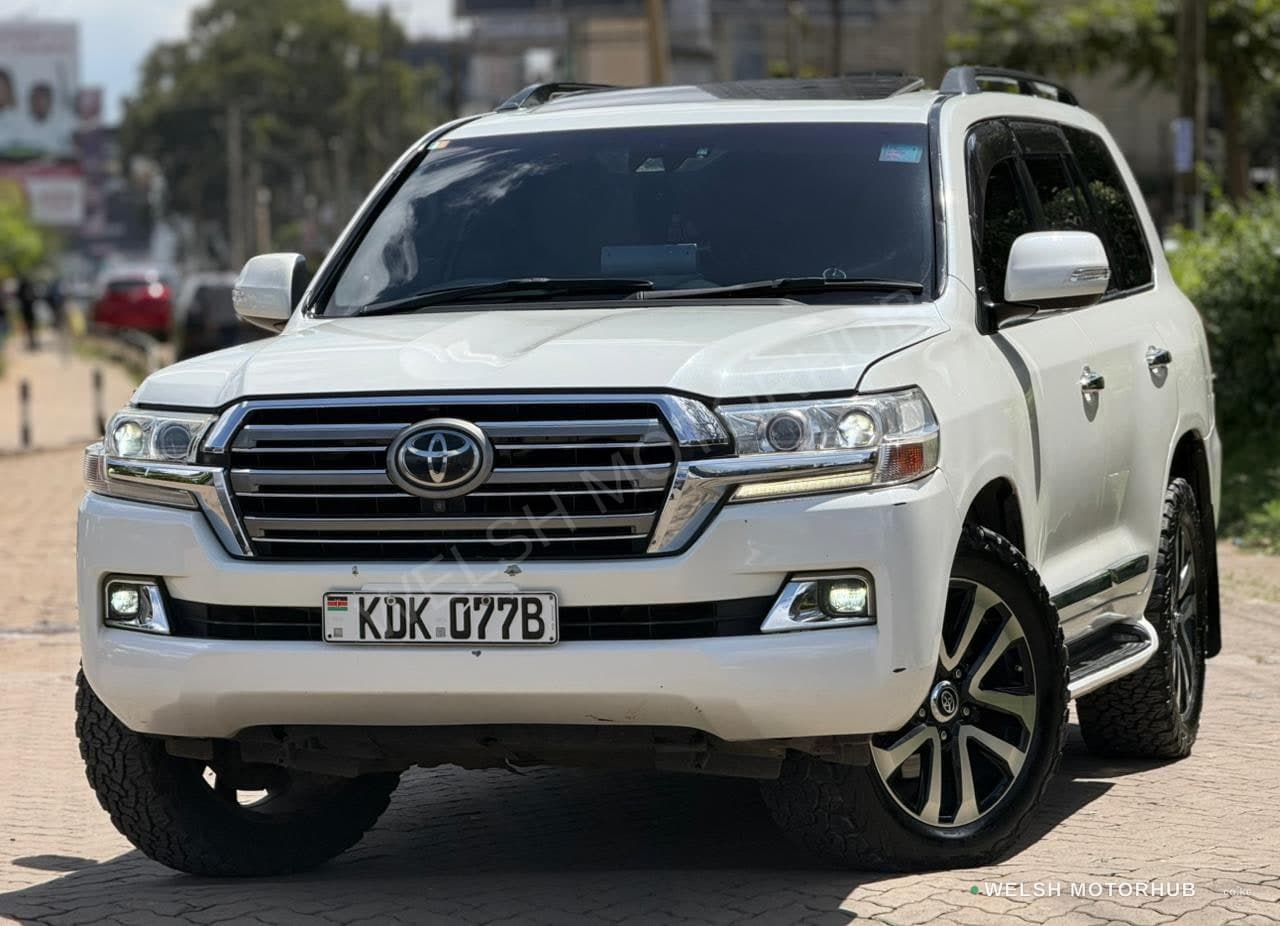 Toyota Land Cruiser ( 200 ZX )