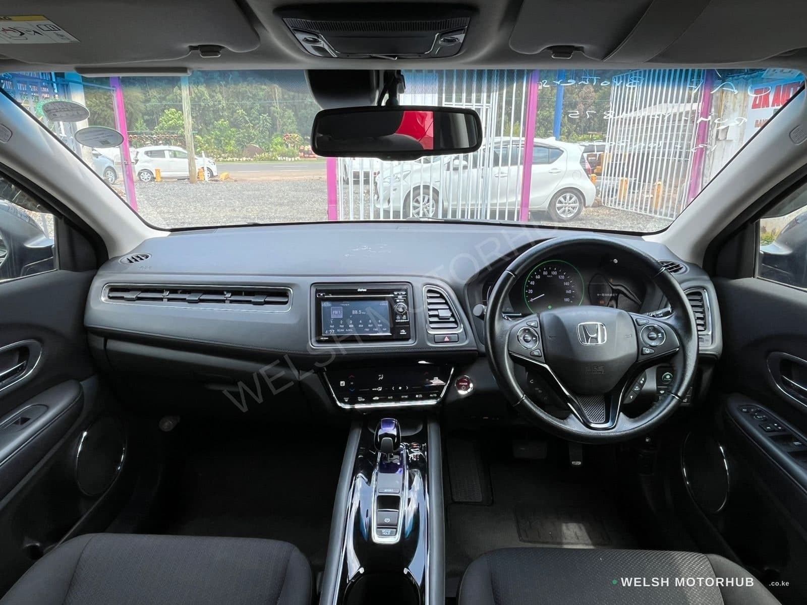 2018 Honda Vezel for Sale Kenya KSh 2.5M photo 7