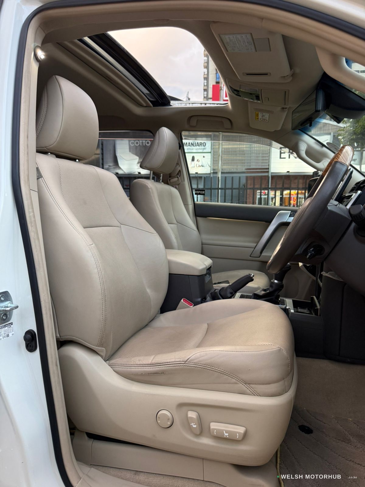 2019 Toyota Land Cruiser Prado TX-L image 5