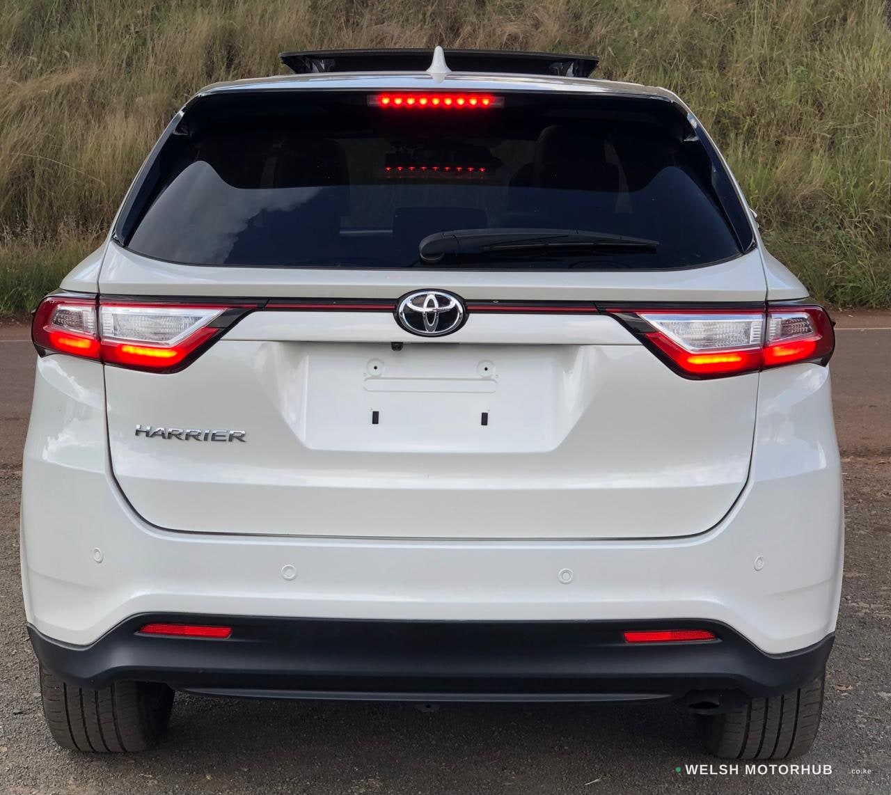 2019 Toyota Harrier image 3