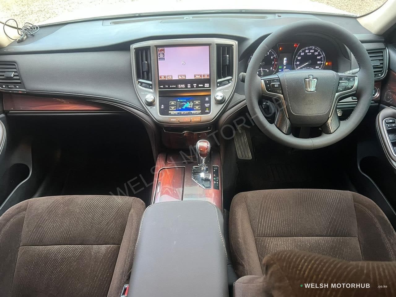 2013 Toyota Crown for Sale Kenya KSh 1.8M photo 9