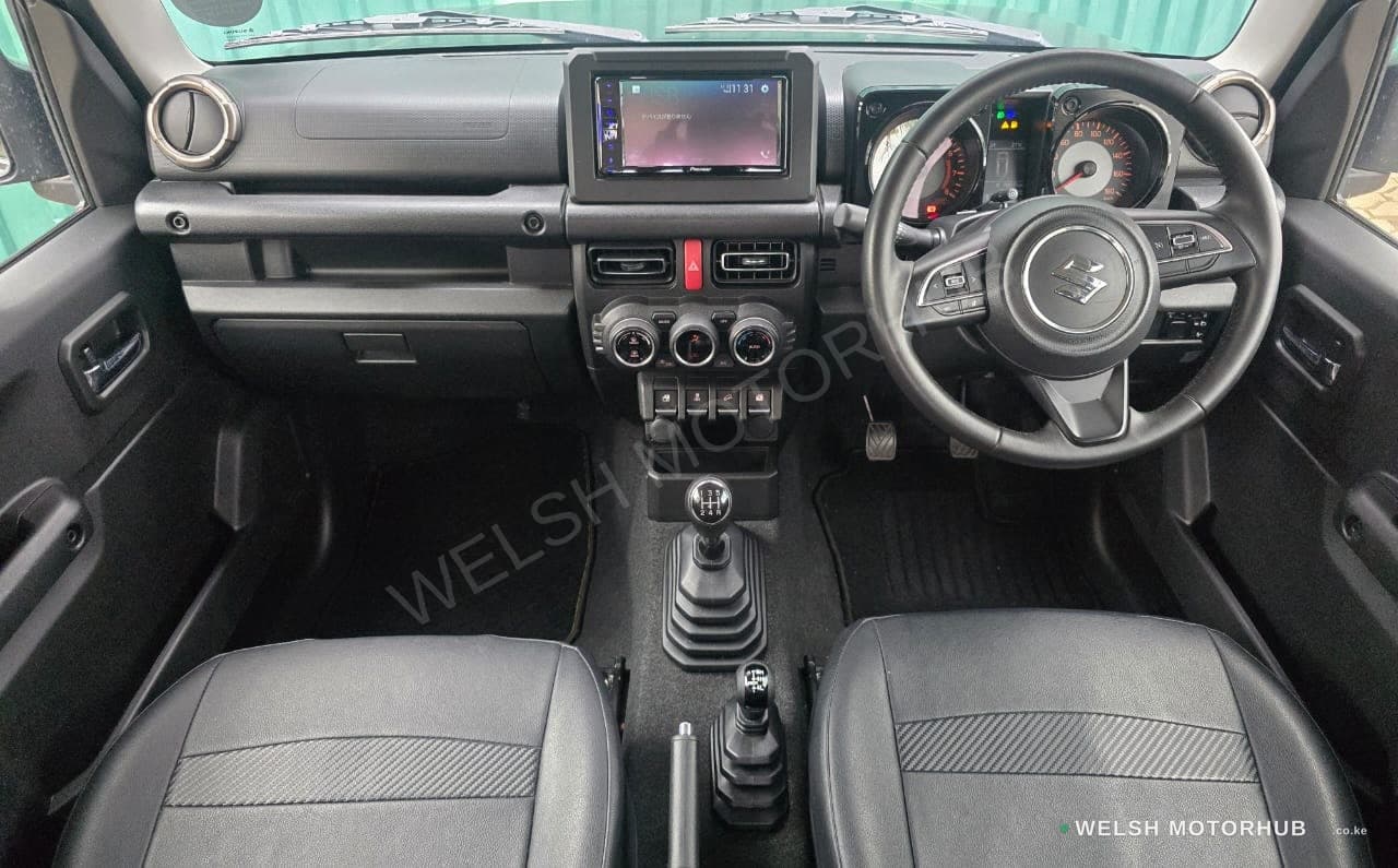2020 Suzuki Jimny Sierra for Sale Kenya KSh 3M photo 5