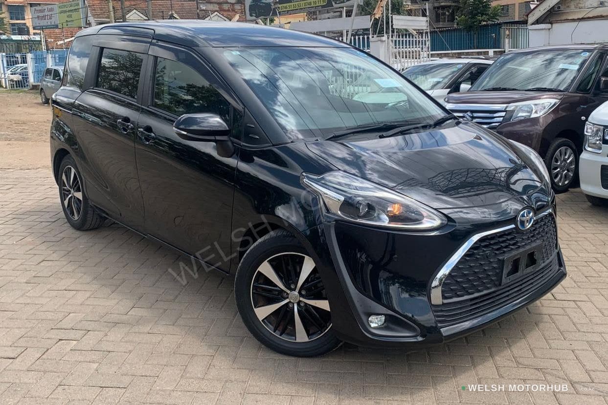 2021 Toyota Sienta for Sale Kenya KSh 2M thumbnail 3