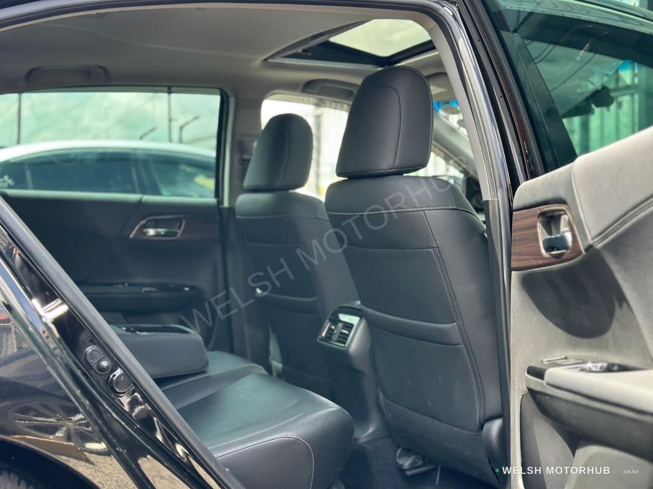 2019 Honda Accord for Sale Kenya KSh 3M photo 6