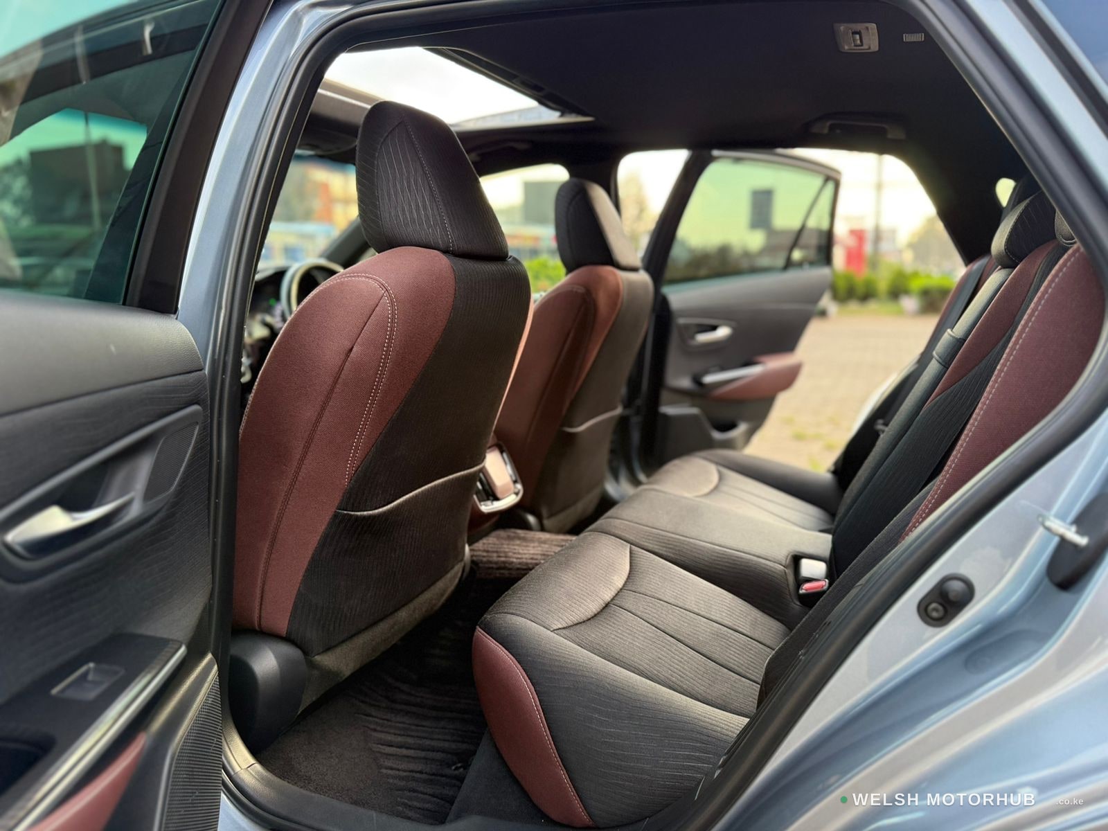 2019 Toyota Crown Rs Petrol Sedan, photo 9