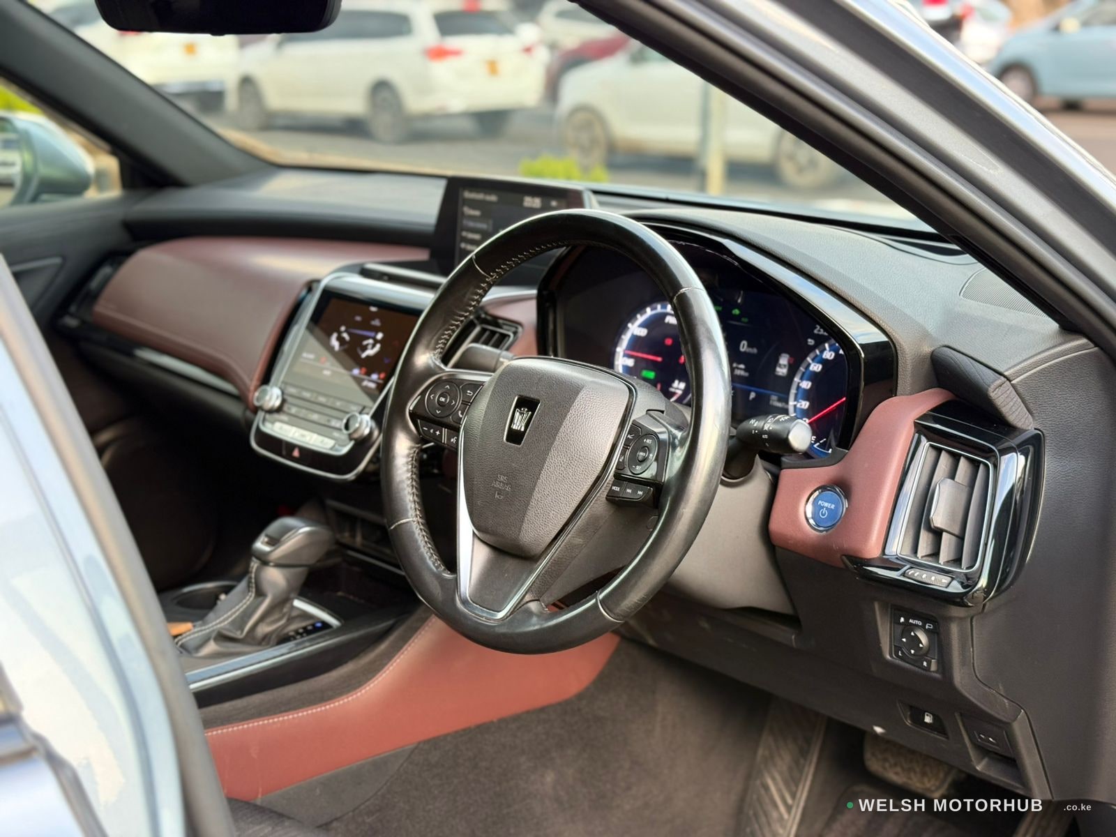 2019 Toyota Crown Rs Petrol Sedan, photo 6