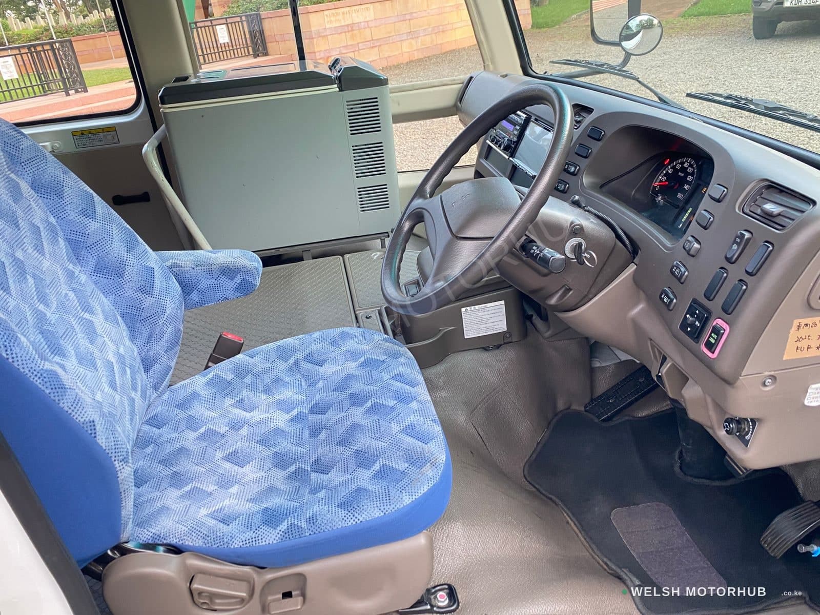 2019 Mitsubishi Rosa 3L Diesel Bus, photo 5