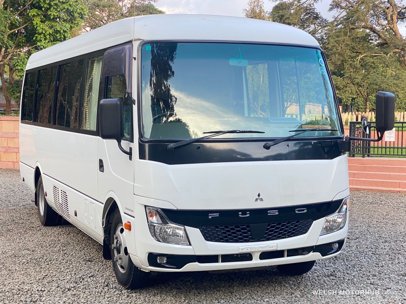 2019 Mitsubishi Rosa 3L Diesel Bus, photo 2