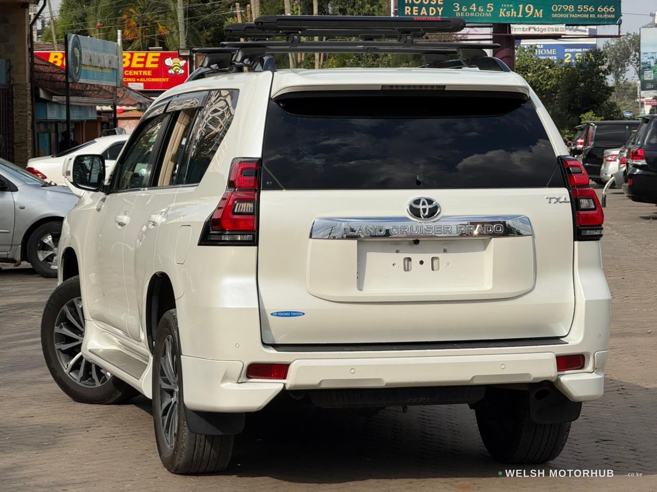 2020 Toyota Land Cruiser Prado TX-L Petrol SUV, photo 4