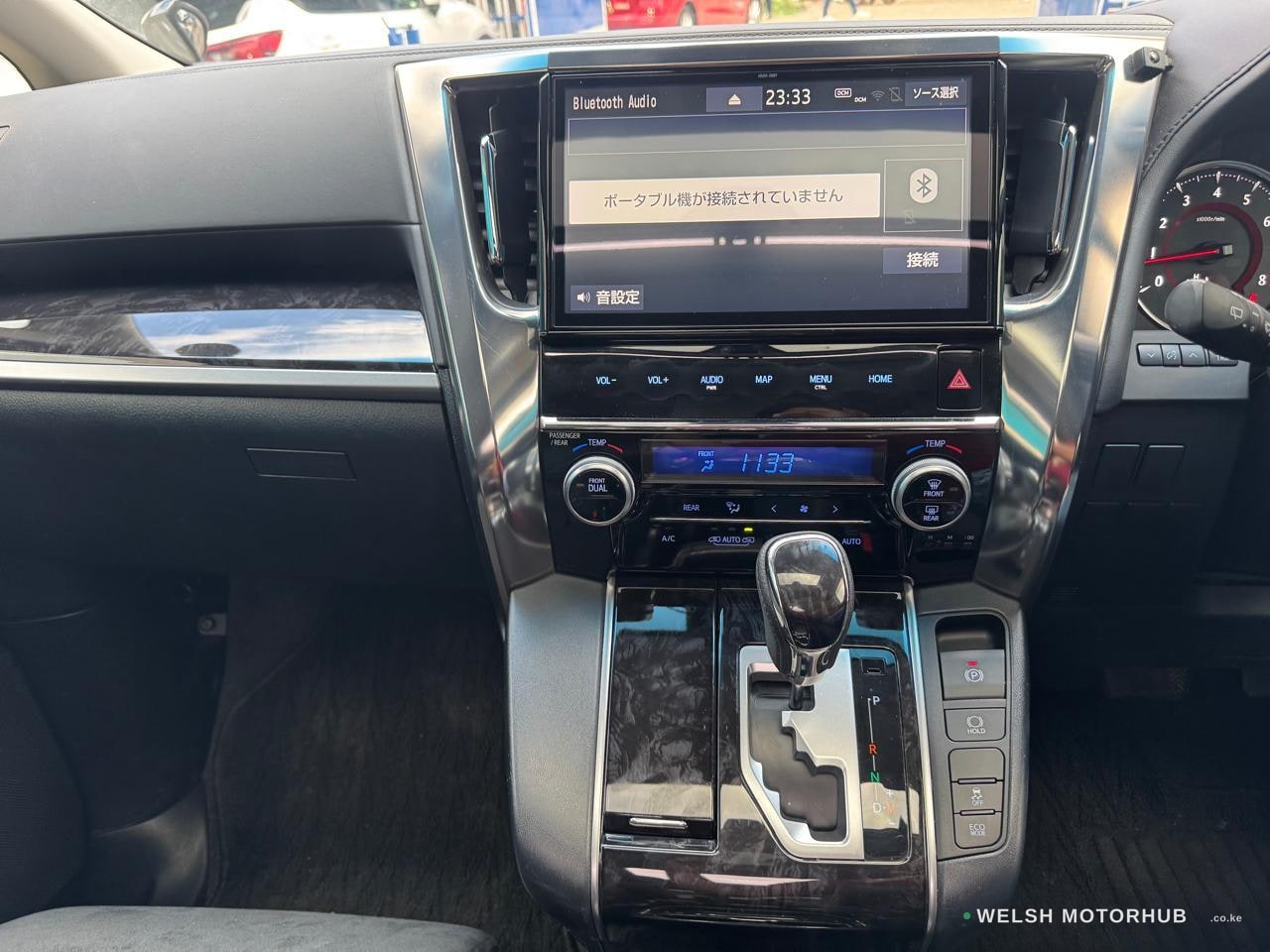 2019 Toyota Alphard 2.5L Petrol MPV, photo 9