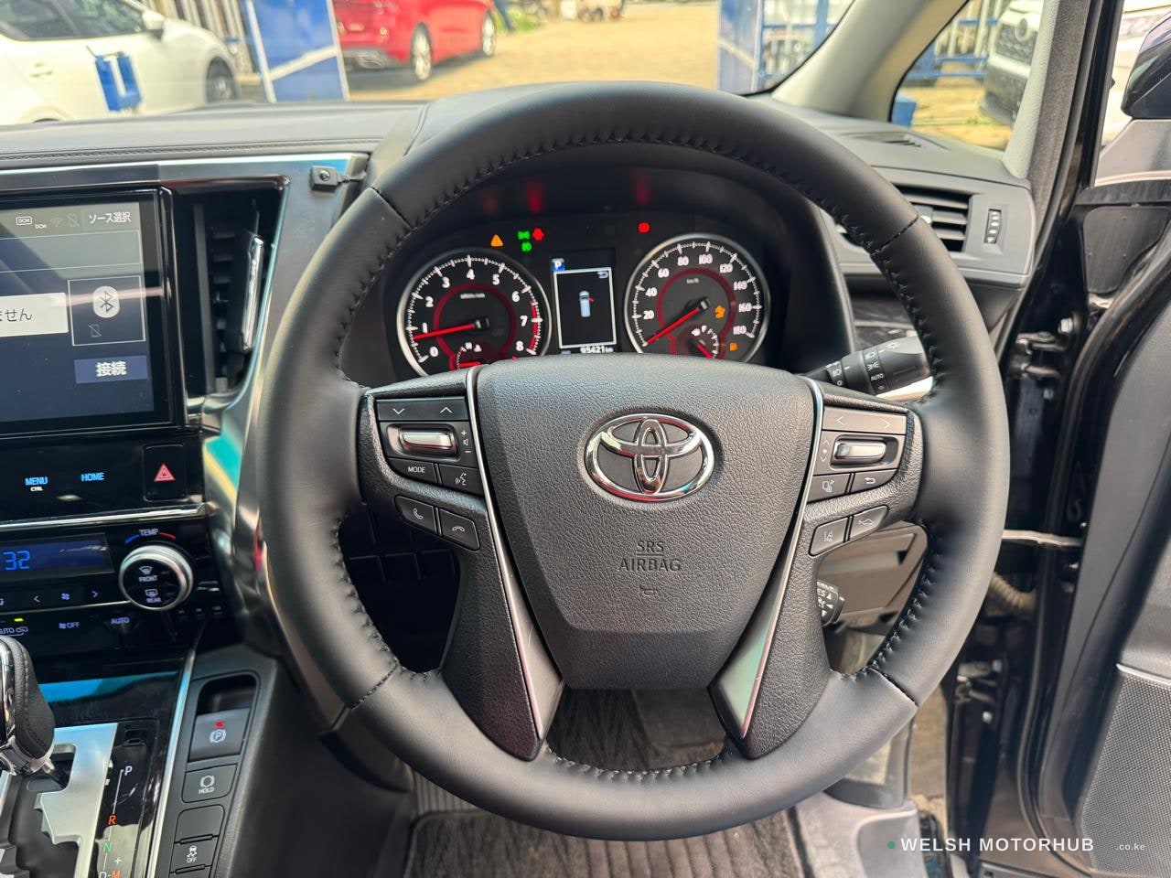 2019 Toyota Alphard 2.5L Petrol MPV, photo 7