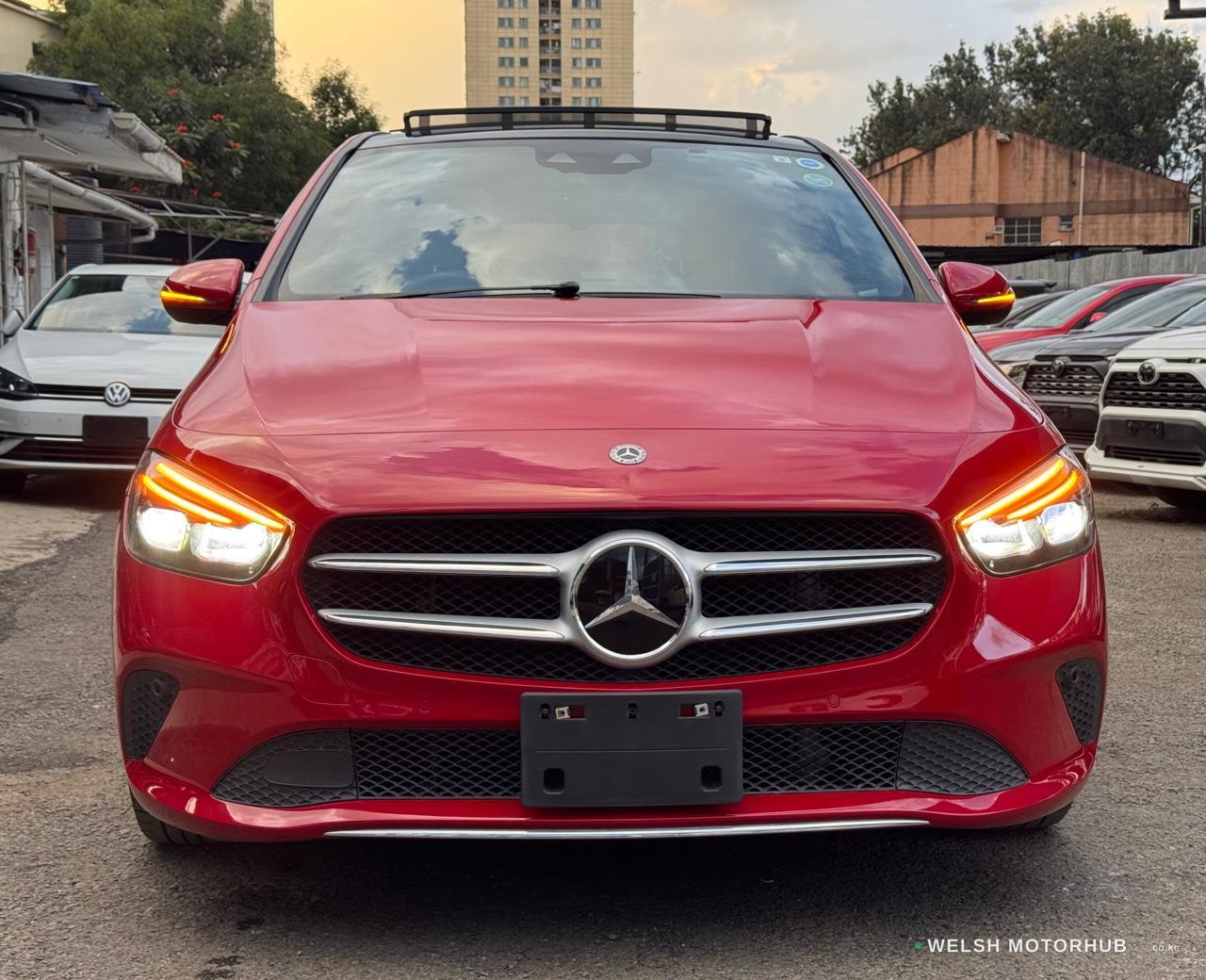 2019 Mercedes-Benz B180 Petrol Hatchback, photo 2