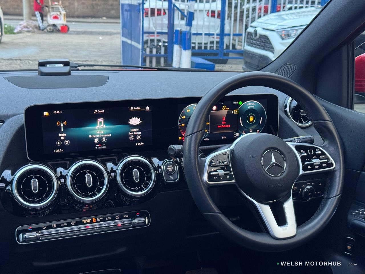 2019 Mercedes-Benz B180 Petrol Hatchback, photo 10