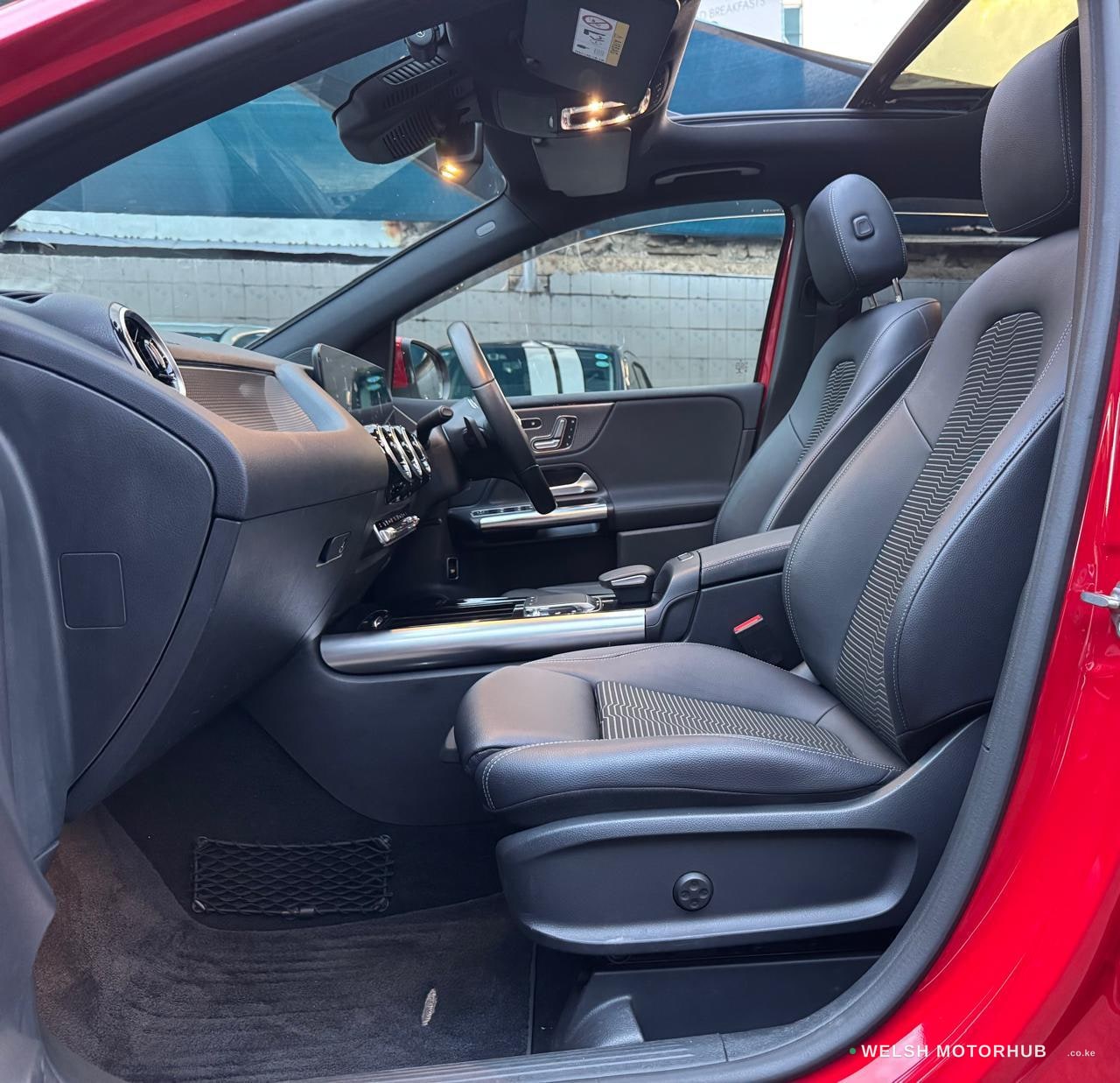 2019 Mercedes-Benz B180 Petrol Hatchback, photo 12