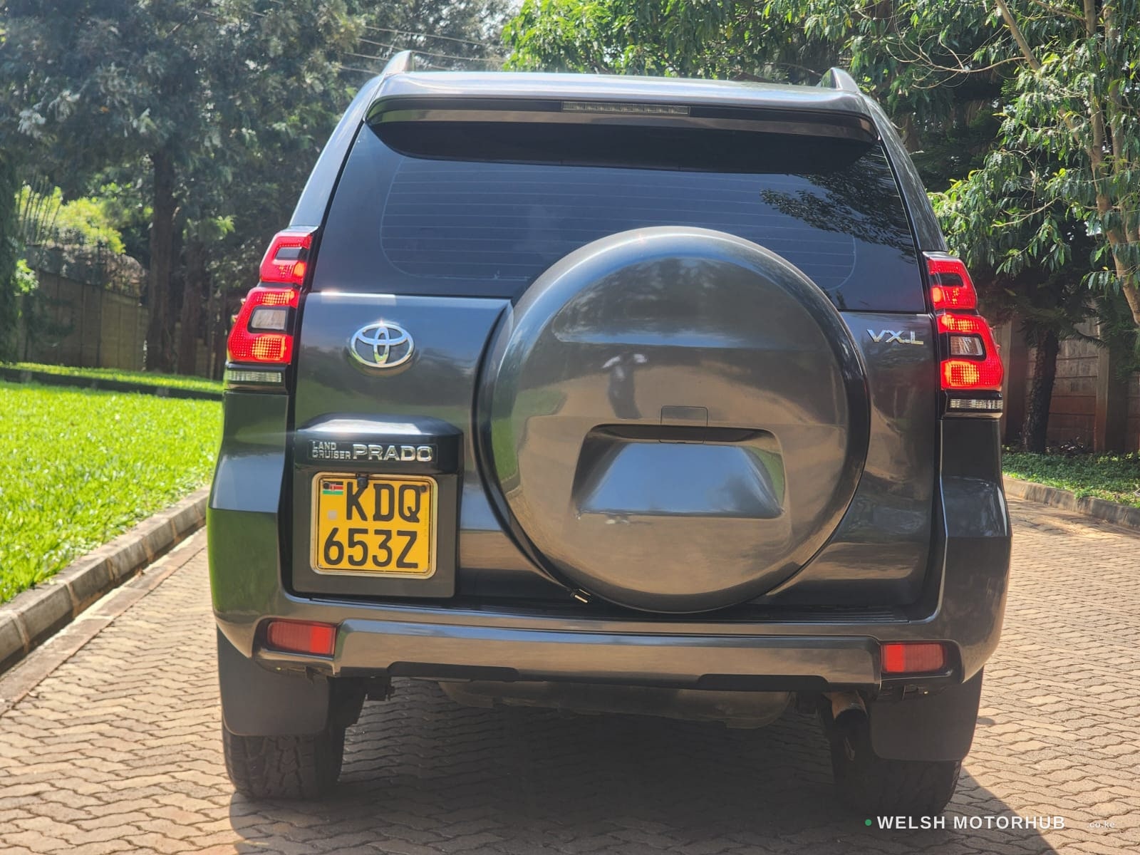 2009 Toyota Land Cruiser Prado VX-L 3L Diesel SUV, photo 2