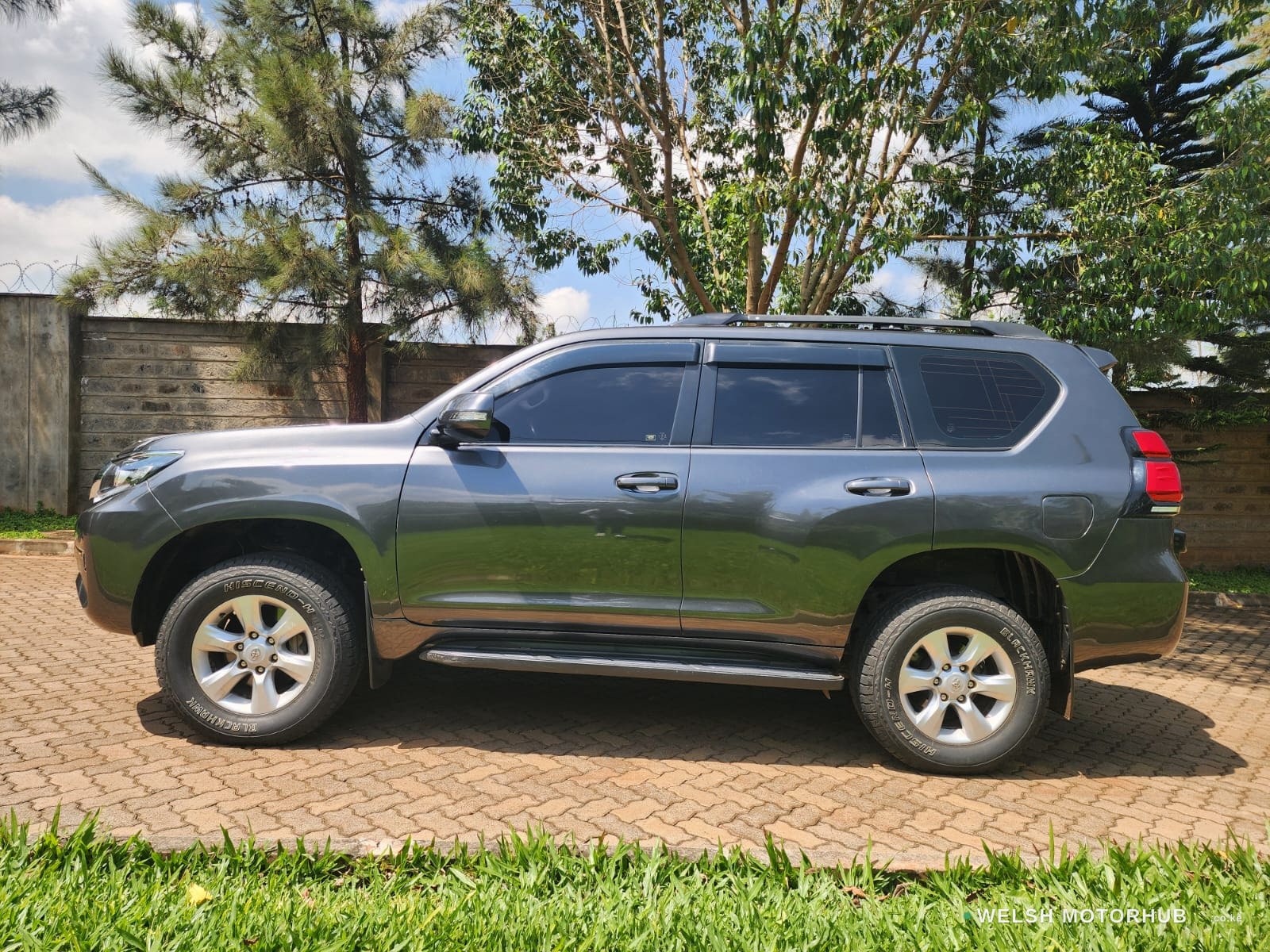 2009 Toyota Land Cruiser Prado VX-L 3L Diesel SUV, photo 3