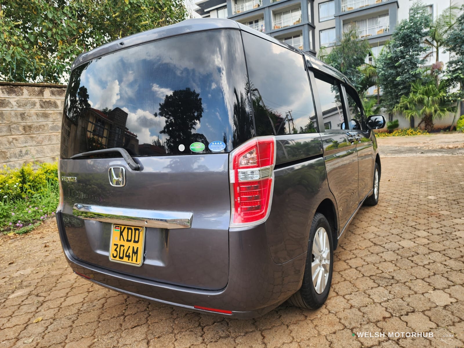 2014 Honda Stepwagen 2L Petrol MPV, photo 15
