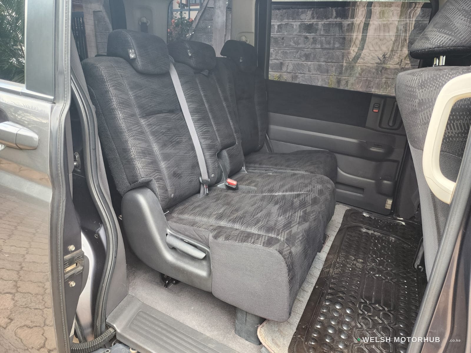 2014 Honda Stepwagen 2L Petrol MPV, photo 10