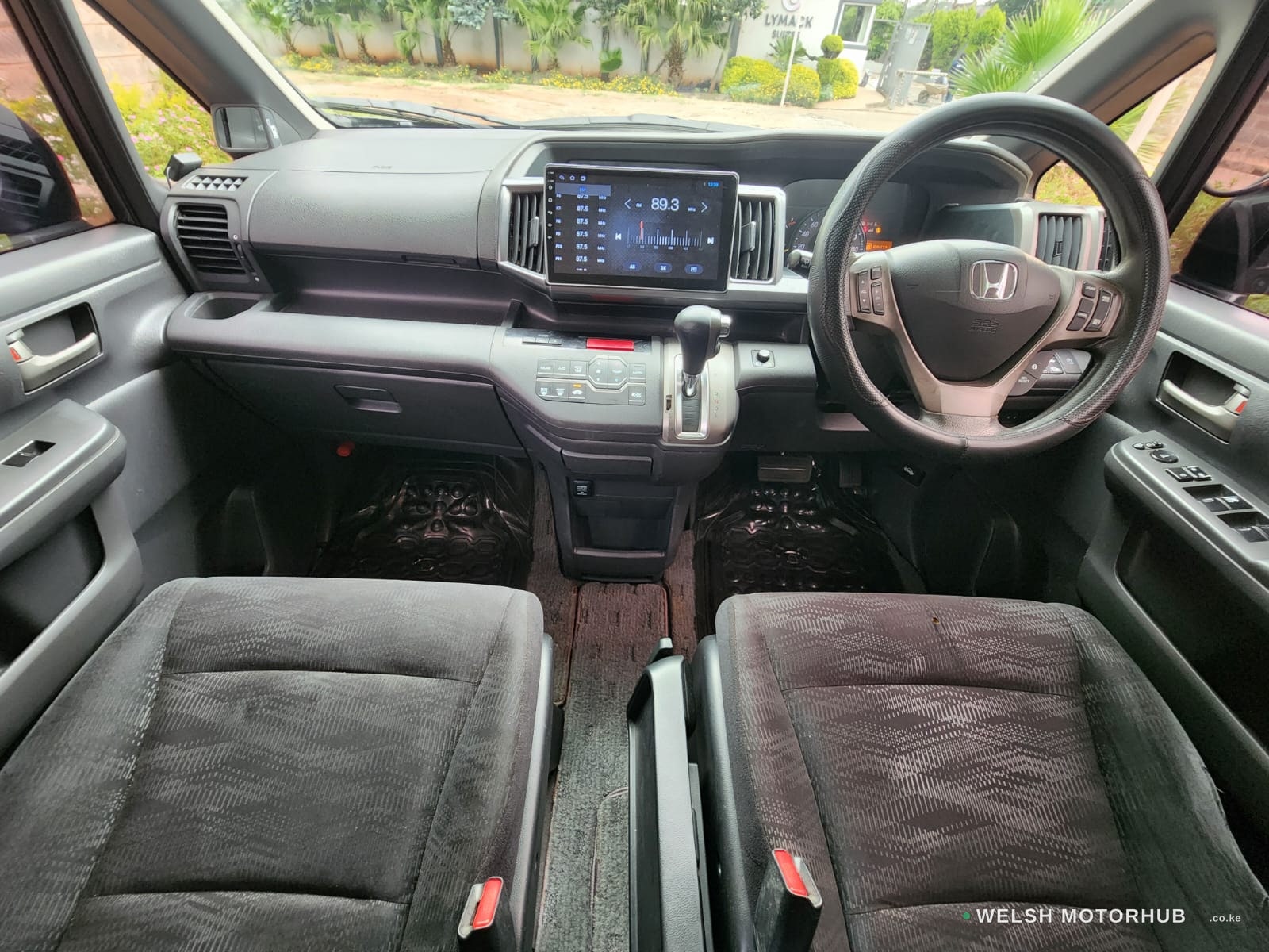 2014 Honda Stepwagen 2L Petrol MPV, photo 14