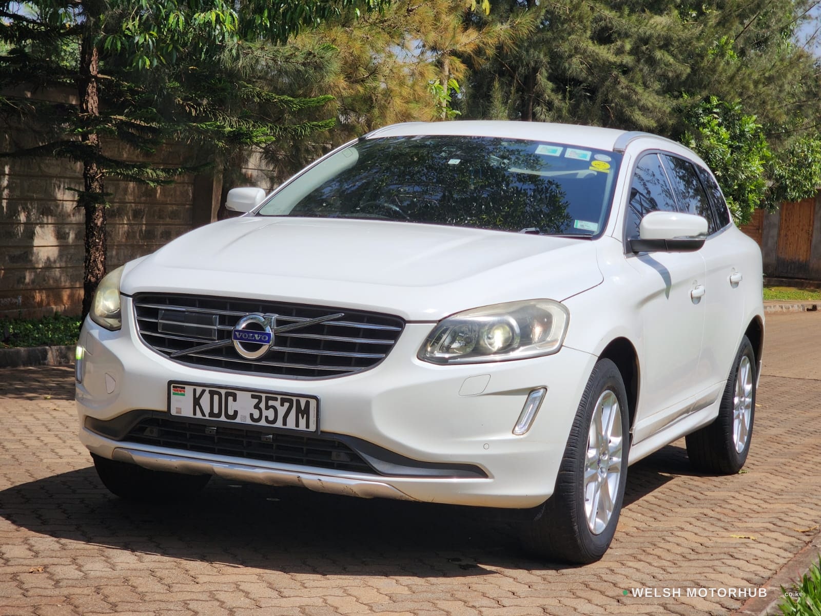 2014 Volvo XC60 2L Petrol SUV, photo 7