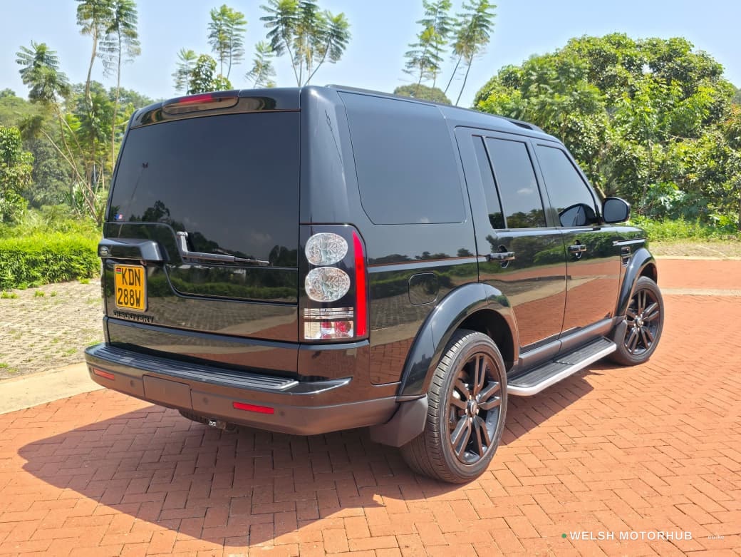 2016 Land Rover Discovery 4 SDV6 HSE Luxury 3L Diesel SUV, photo 4