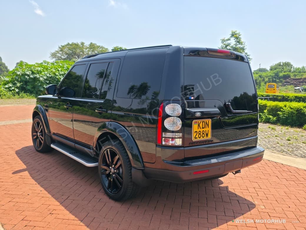 2016 Land Rover Discovery 4 SDV6 HSE Luxury 3L Diesel SUV, photo 5