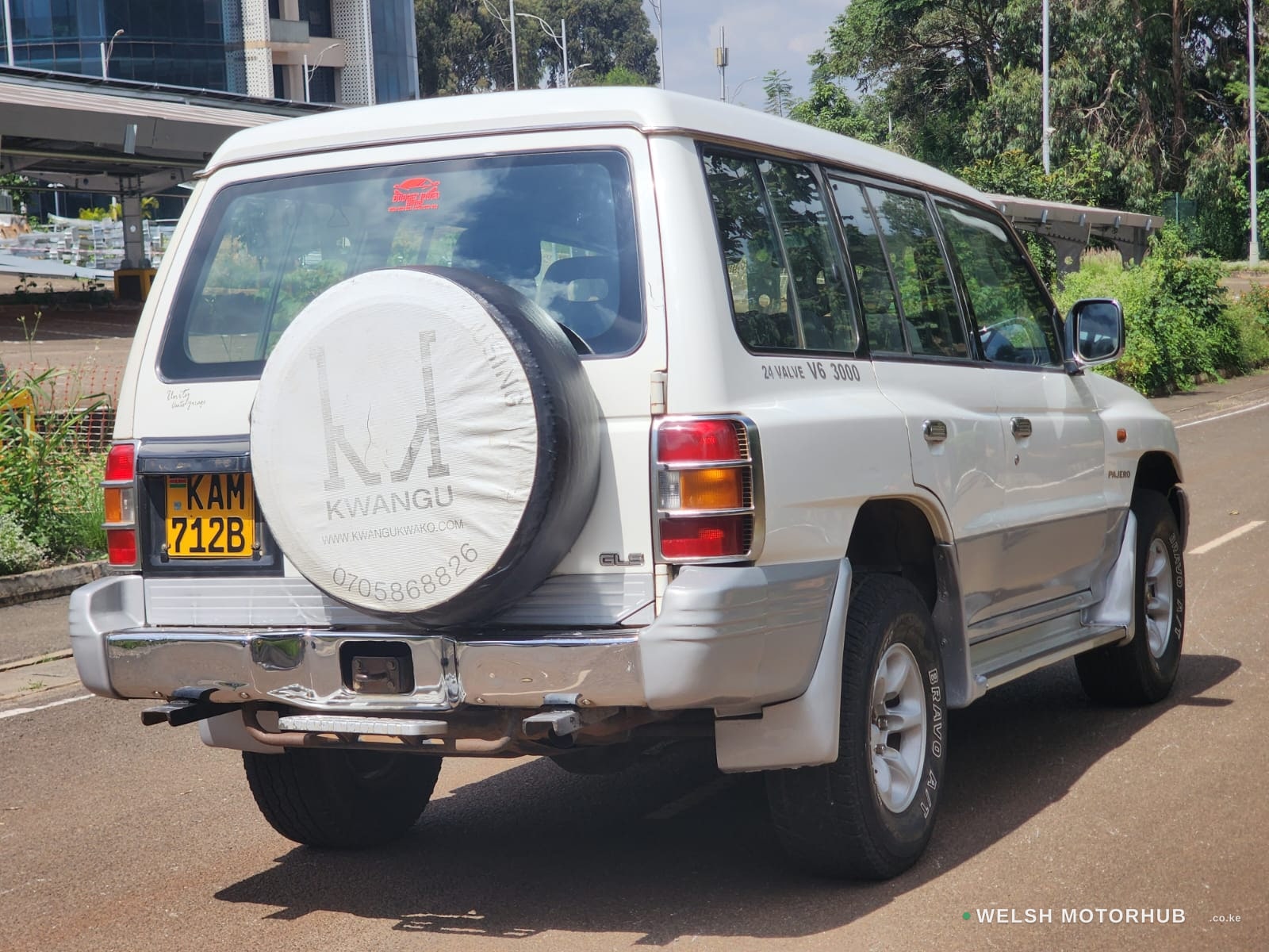 1999 Mitsubishi Pajero Exceed 3L Petrol SUV, photo 6